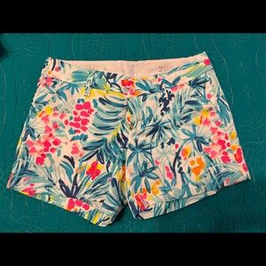 EUC Lilly Pulitzer size 2 Callahan shorts in Serene Blue Tippy Top